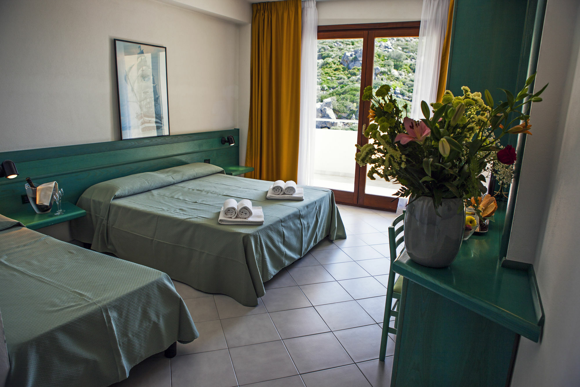 Hotel Miralonga La Maddalena  Luaran gambar
