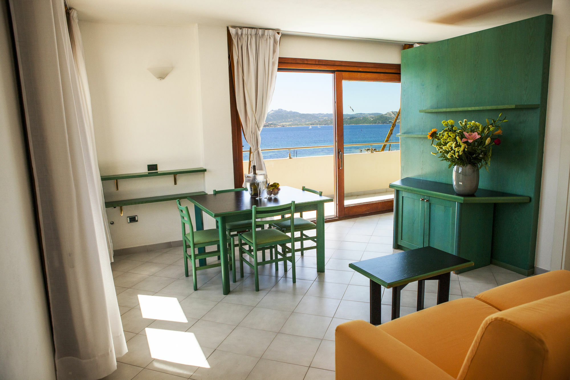 Hotel Miralonga La Maddalena  Luaran gambar